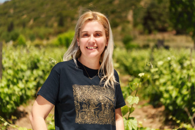 Konstantina Spiropoulos führt das Weingut seit November 2021 und steuert drei Weine zum diesjährigen Suprise-Paket.