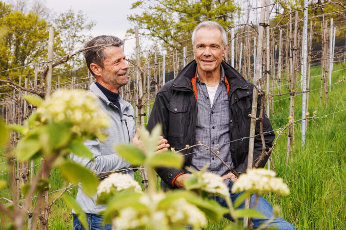 Hannes Jaenicke auf dem Delinat-Weingut Lenz in der Ostschweiz: «Hier habe ich gelernt, wie man nachhaltig sehr hochwertigen Wein herstellen kann.»