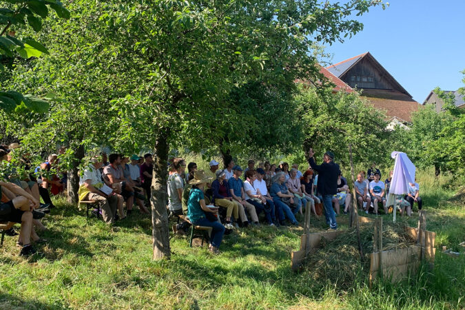 Über 200 Gäste haben auf dem Delinat-Weingut von Karin und Roland Lenz in der Ostschweiz einen eindrücklichen Tag der biologischen Vielfalt erlebt.