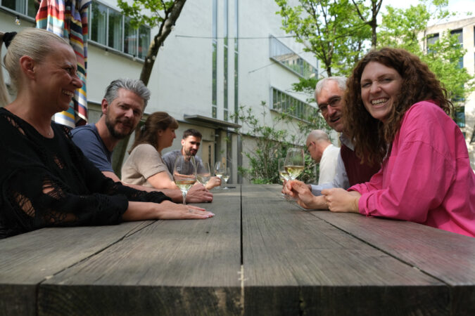 Noch bei sommerlichem Wetter haben wir uns an die Starterpakete des DegustationsService Weisswein und Schaumwein gemacht.